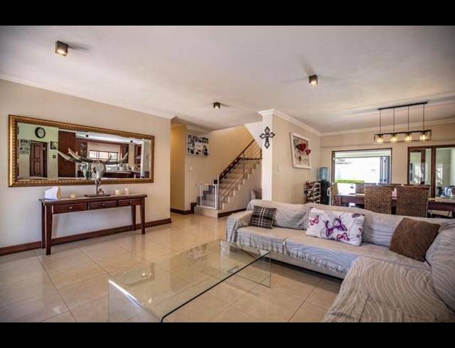 4 BEDROOM HOUSE FOR SALE IN SIX FOUNTAINS RESIDENTIAL ESTATE